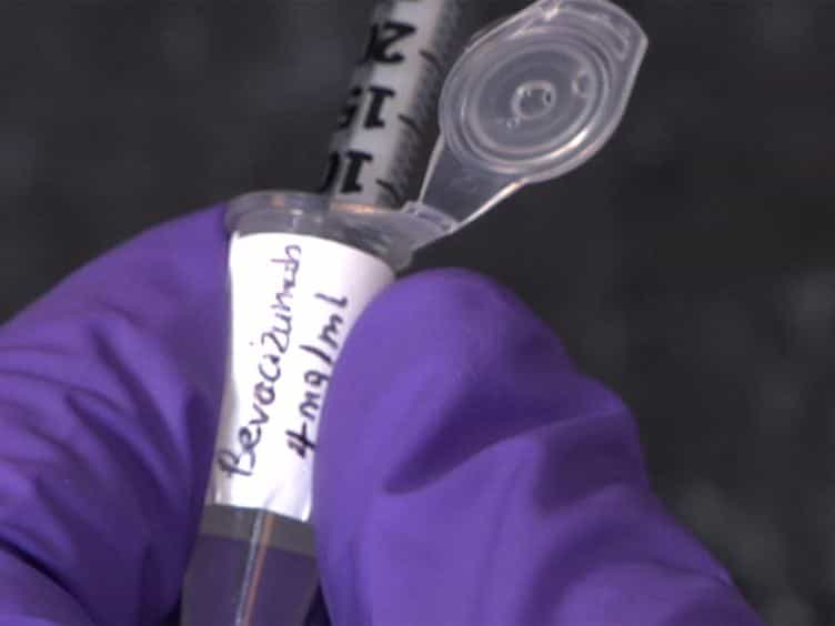 Cerenkov Luminescence Imaging CLI for Cancer Therapy Monitoring