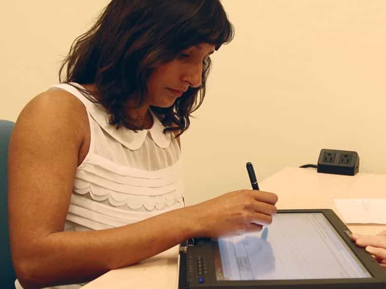 Handwriting Analysis Indicates Spontaneous Dyskinesias in Neuroleptic Naïve Adolescents at High Risk for Psychosis