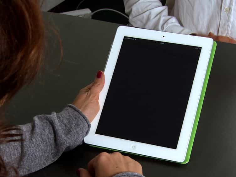Assessment of Age-related Changes in Cognitive Functions Using EmoCogMeter, a Novel Tablet-computer Based Approach