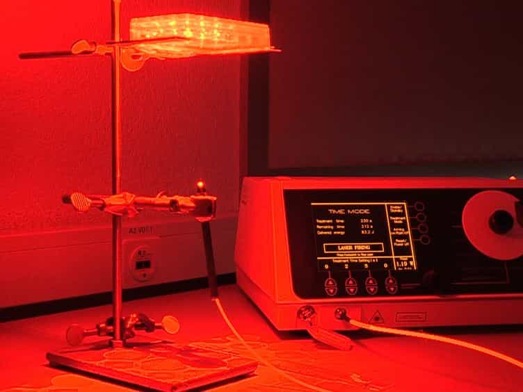 Cytotoxic Efficacy of Photodynamic Therapy in Osteosarcoma Cells In Vitro