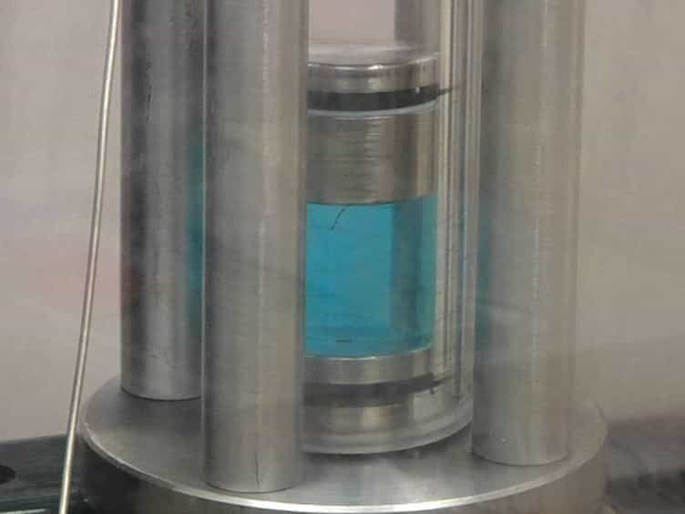 High-pressure Sapphire Cell for Phase Equilibria Measurements of CO2/Organic/Water Systems
