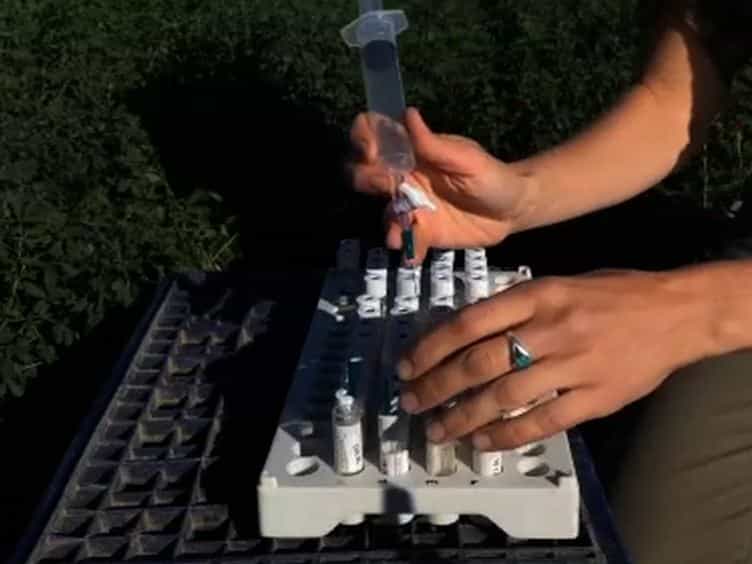 Measurement of Greenhouse Gas Flux from Agricultural Soils Using Static Chambers
