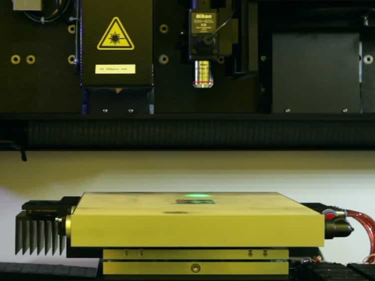 Laser-induced Forward Transfer for Flip-chip Packaging of Single Dies
