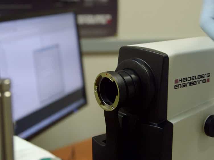 In Vivo Dynamics of Retinal Microglial Activation During Neurodegeneration: Confocal Ophthalmoscopic Imaging and Cell Morphometry in Mouse Glaucoma