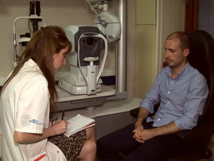 Three Different Protocols of Corneal Collagen Crosslinking in Keratoconus: Conventional, Accelerated and Iontophoresis