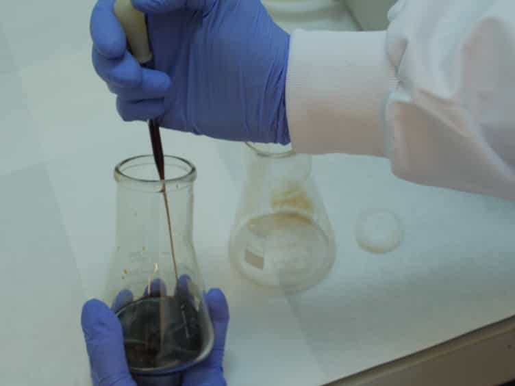 Microwave-driven Synthesis of Iron Oxide Nanoparticles for Fast Detection of Atherosclerosis