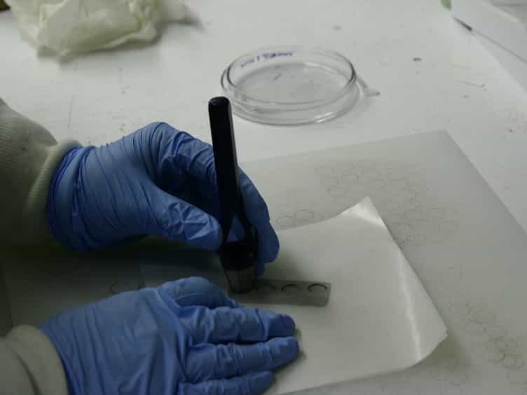 Protocol of Electrochemical Test and Characterization of Aprotic Li-O2 Battery