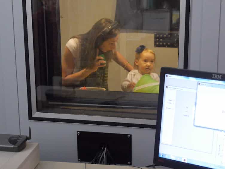 Behavioral Assessment of Hearing in 2 to 4 Year-old Children: A Two-interval, Observer-based Procedure Using Conditioned Play-based Responses