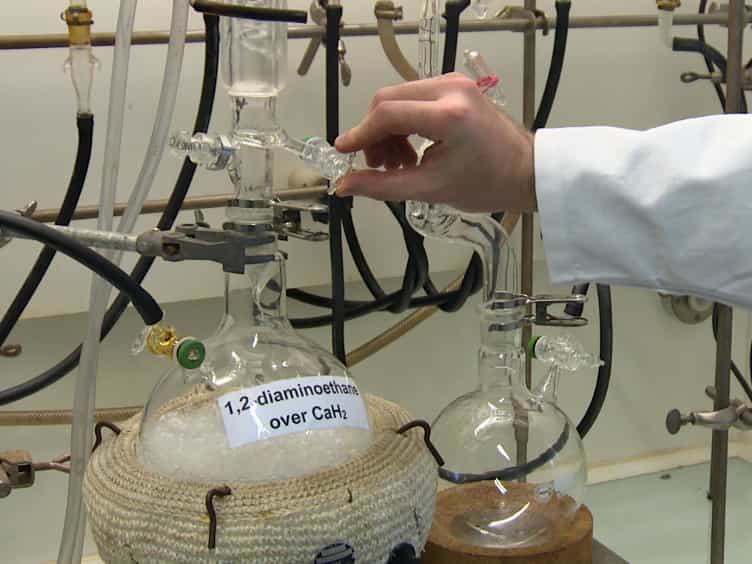 Combining Solid-state and Solution-based Techniques: Synthesis and Reactivity of ChalcogenidoplumbatesII or IV