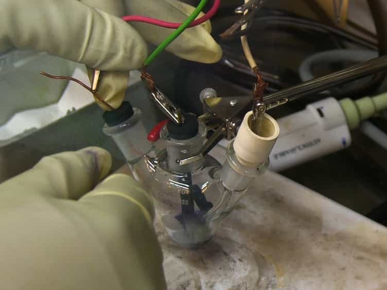 A Protocol for Electrochemical Evaluations and State of Charge Diagnostics of a Symmetric Organic Redox Flow Battery