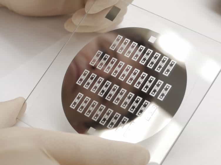 A Novel Method for In Situ Electromechanical Characterization of Nanoscale Specimens