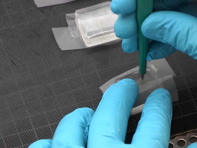 Microfluidic-based Synthesis of Covalent Organic Frameworks COFs: A Tool for Continuous Production of COF Fibers and Direct Printing on a Surface