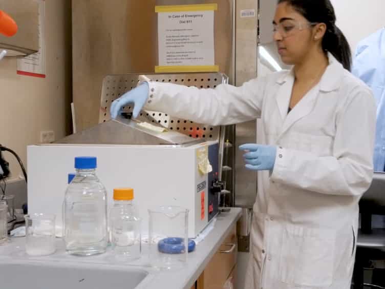 Characterizing Cell Migration Within Three-dimensional In Vitro Wound Environments