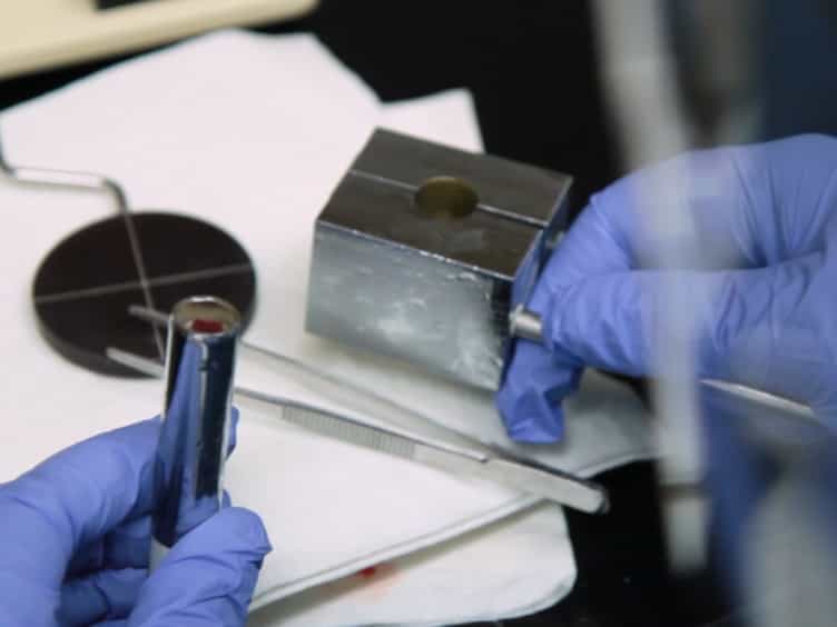 In Situ MHC-tetramer Staining and Quantitative Analysis to Determine the Location, Abundance, and Phenotype of Antigen-specific CD8 T Cells in Tissues