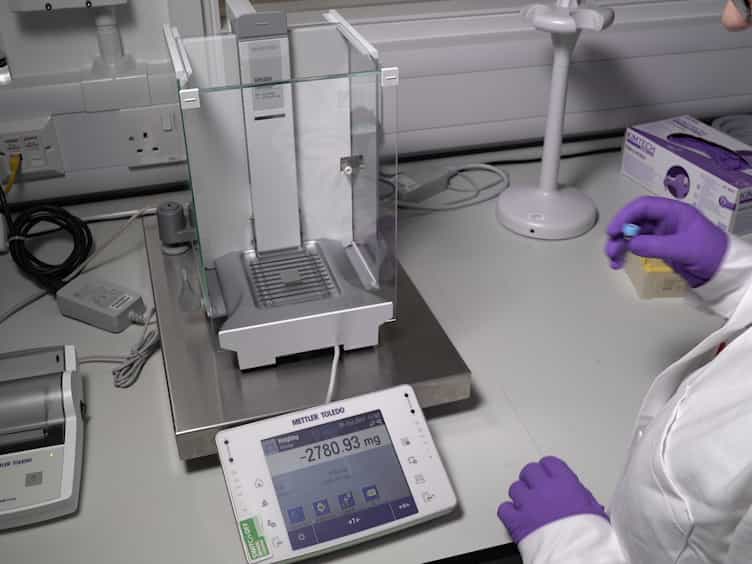 Reliable Mechanochemistry: Protocols for Reproducible Outcomes of Neat and Liquid Assisted Ball-mill Grinding Experiments