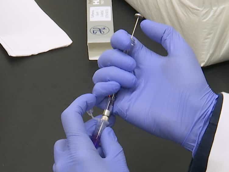 Retroductal Nanoparticle Injection to the Murine Submandibular Gland