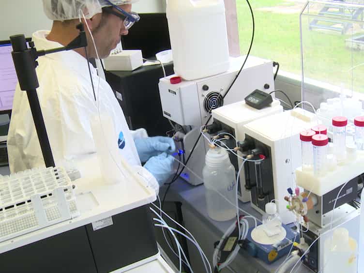 Automated 90Sr Separation and Preconcentration in a Lab-on-Valve System at Ppq Level