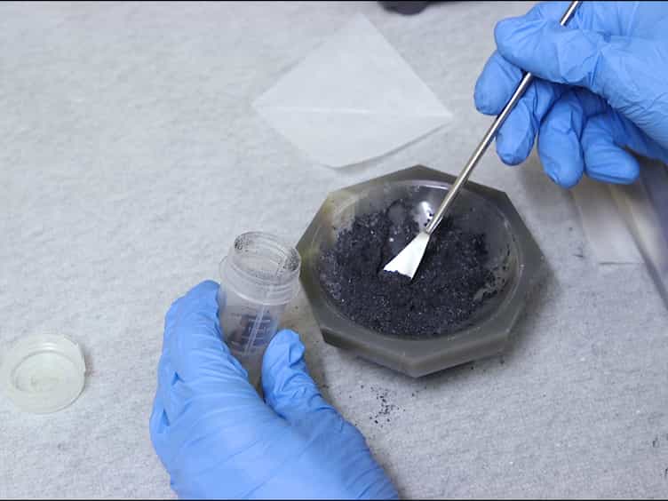 Three-electrode Coin Cell Preparation and Electrodeposition Analytics for Lithium-ion Batteries