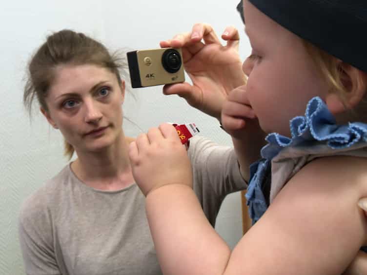 Classical Short-Delay Eyeblink Conditioning in One-Year-Old Children
