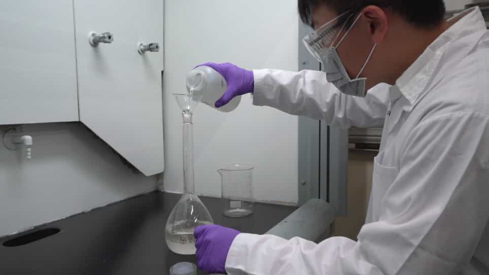 Extending the Lifespan of Soluble Lead Flow Batteries with a Sodium Acetate Additive