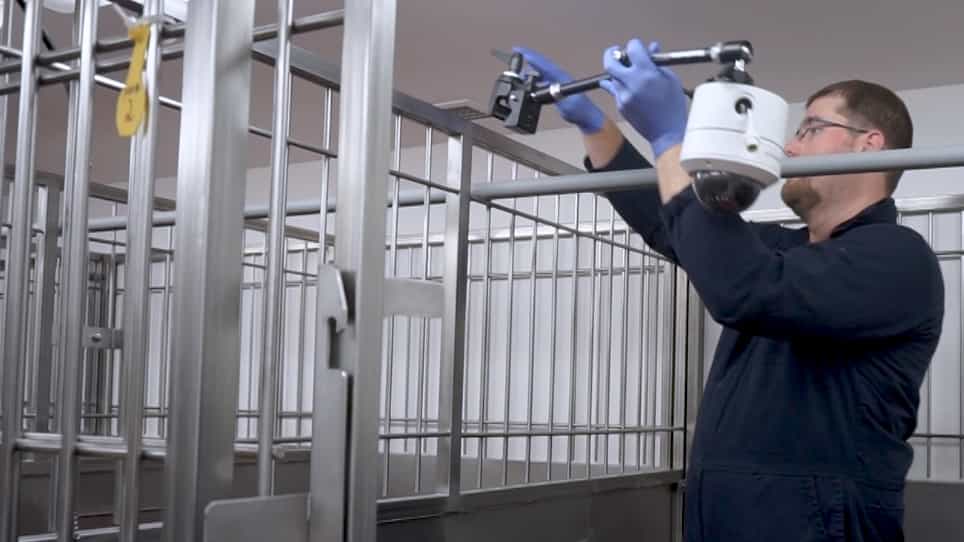 Noninvasive, In-pen Approach Test for Laboratory-housed Pigs