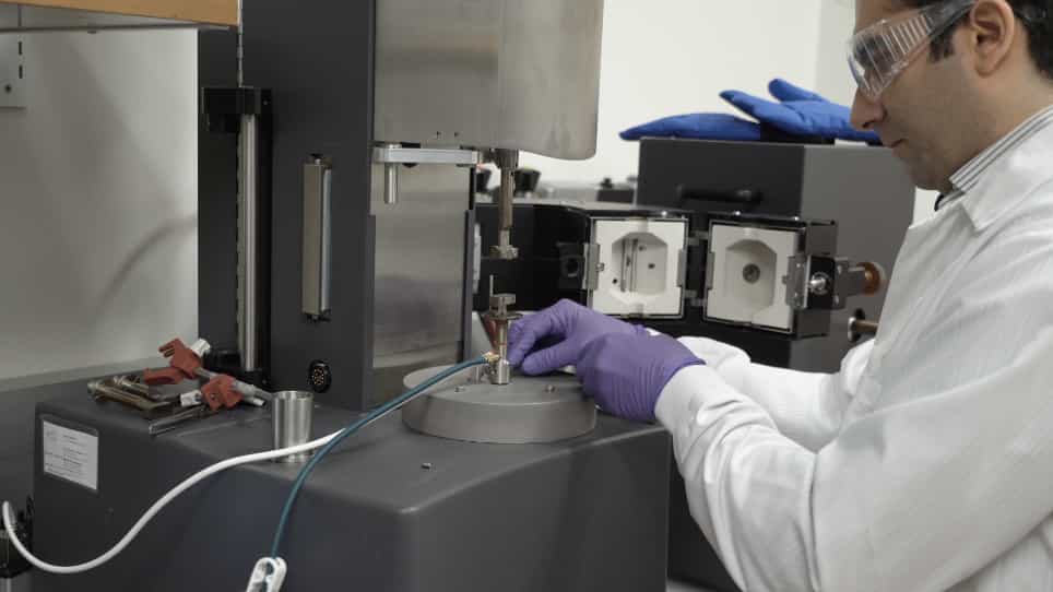 Environmental Dynamic Mechanical Analysis to Predict the Softening Behavior of Neural Implants