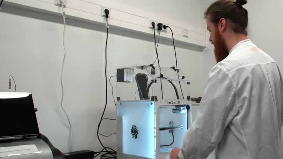 High-Resolution 3D Imaging of Rabies Virus Infection in Solvent-Cleared Brain Tissue