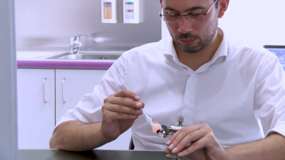 Customizing a Cryolite Glass Prosthetic Eye