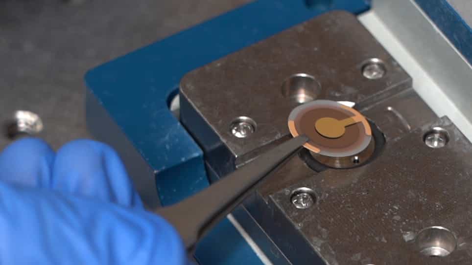 Sample Preparation in Quartz Crystal Microbalance Measurements of Protein Adsorption and Polymer Mechanics