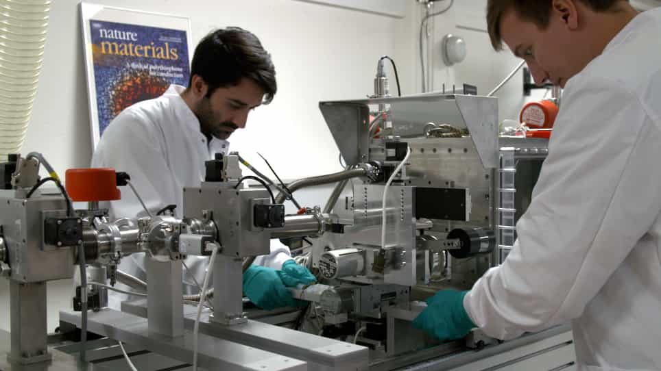 In situ Grazing Incidence Small Angle X-ray Scattering on Roll-To-Roll Coating of Organic Solar Cells with Laboratory X-ray Instrumentation