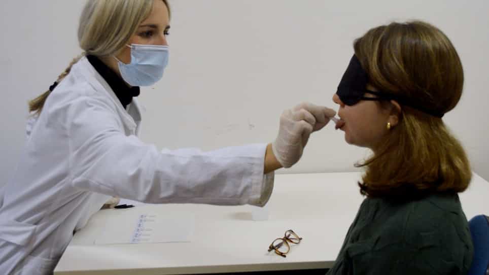 Assessment of Spatial Lingual Tactile Sensitivity using a Gratings Orientation Test