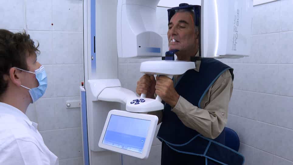 Dynamic Navigation for Dental Implant Placement