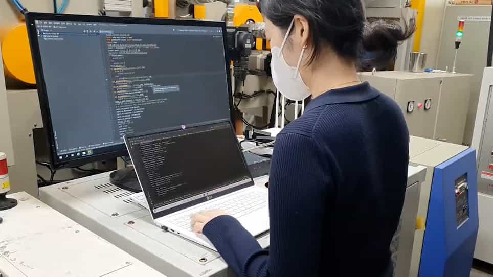 Data Communication Based on MQTT in a Polymer Extrusion Process