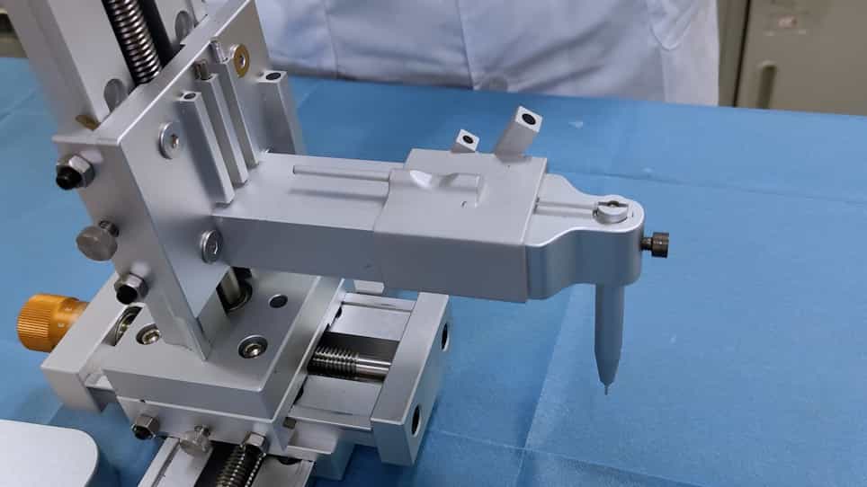 Establishing a Mouse Contusion Spinal Cord Injury Model Based on a Minimally Invasive Technique