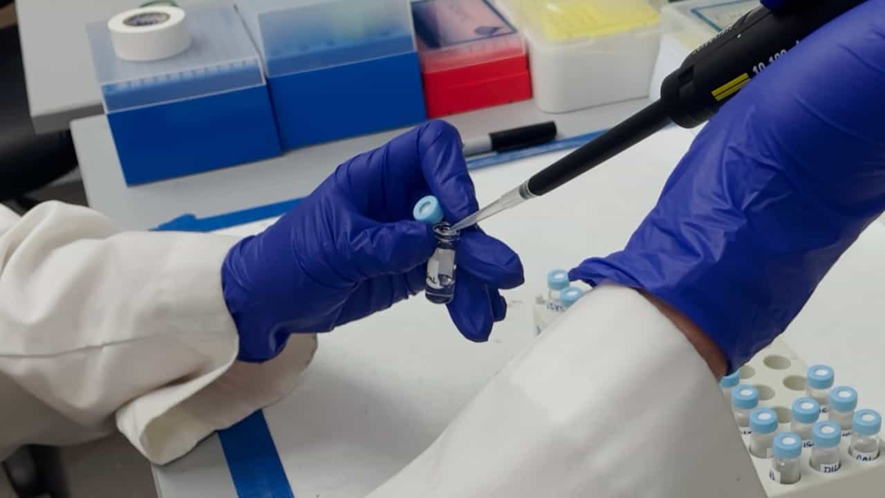 Author Spotlight: Quantification of Complex Lipidomic Samples Using Stable Isotope Labeling