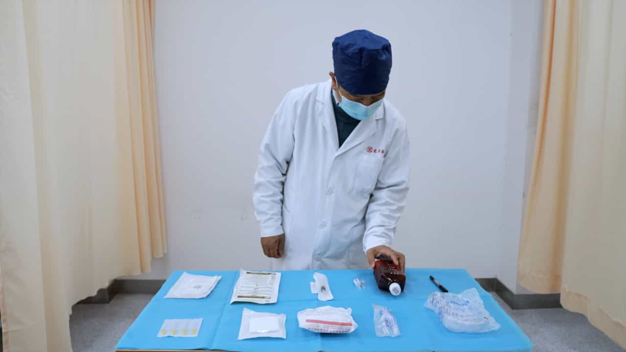 Clinical Efficacy of Small Needle Knife Therapy on Stage I-II Frozen Shoulder