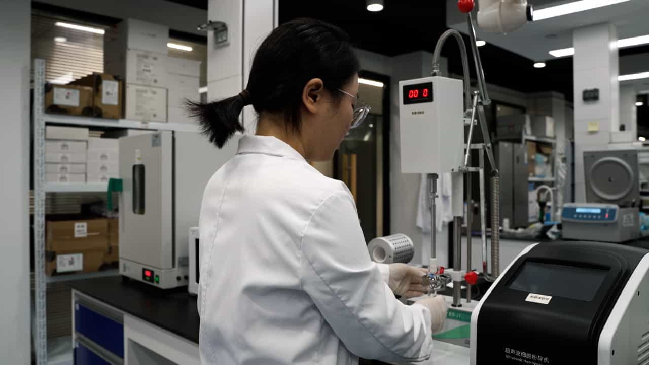 Author Spotlight: Development of a Large-Scale, Reproducible Production Method for Exosome Mimetics Using Magnetic Nanoparticles