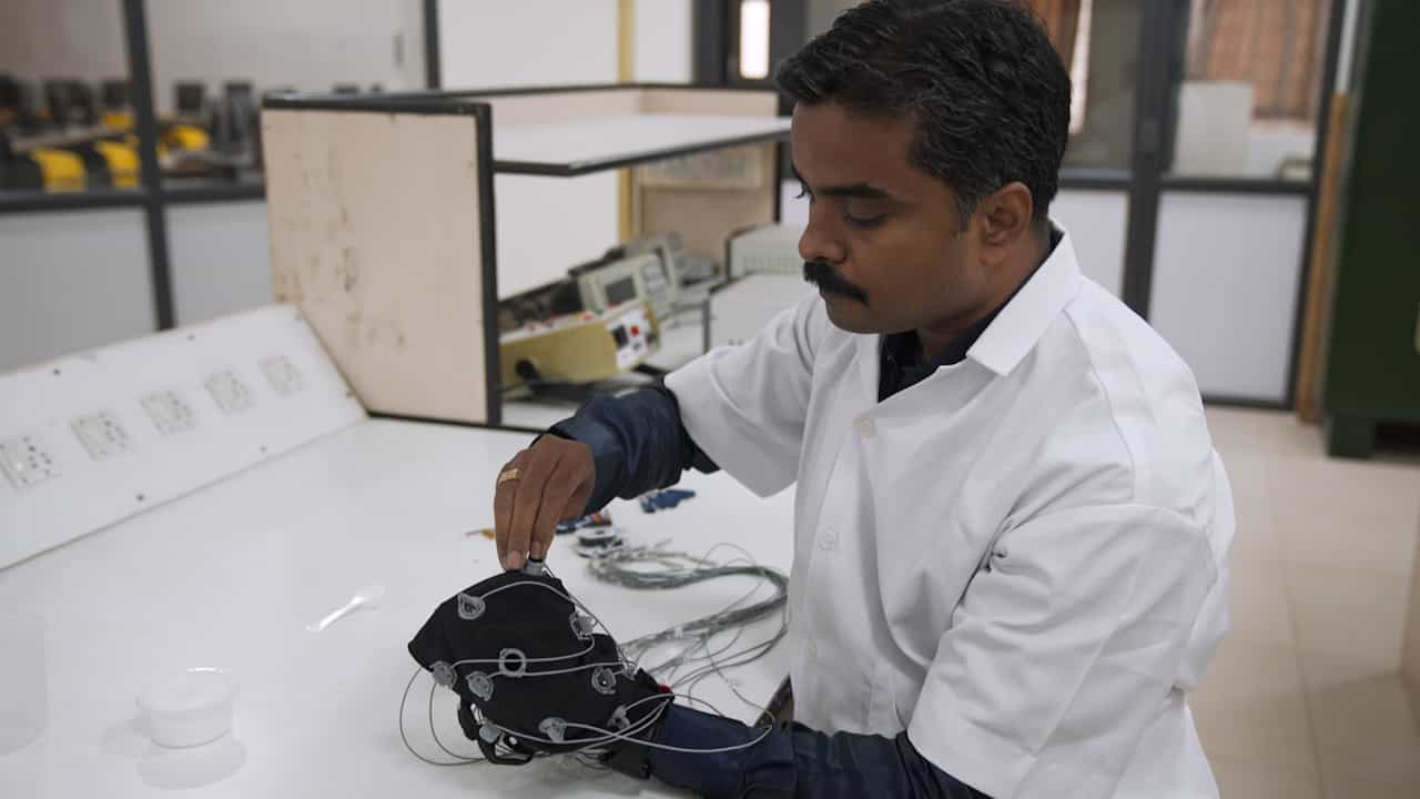 Author Spotlight: Enhancing Neurorehabilitation Through EEG, Motor Imagery, and Virtual Reality