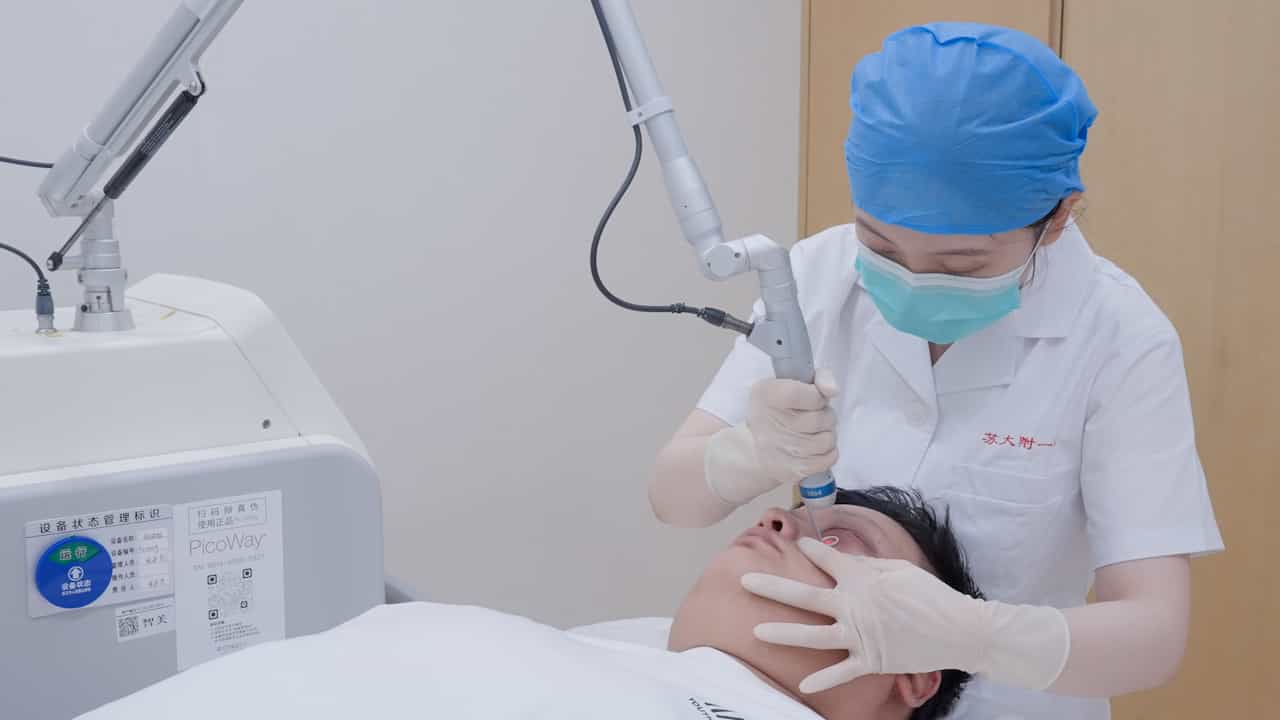 Using a 1064-nm Picosecond Neodymium-Doped Yttrium Aluminum Garnet Laser for Periorbital Hyperpigmentation