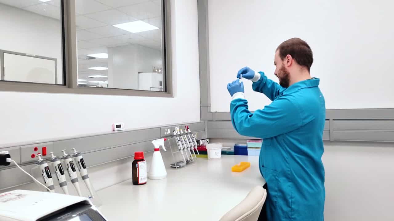 Matrix-based DNA Extraction for Targeted Next-Generation Sequencing on Decontaminated Sputum Samples