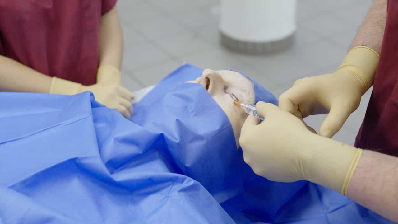 A Standardized Surgical Technique for Tessier Medial Transnasal Canthopexy