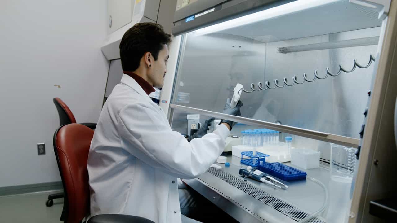 Automated Sample Preparation for the Multiplexed Analysis of Single-Cell Histone Post-Translational Modifications (sc-hPTM2)