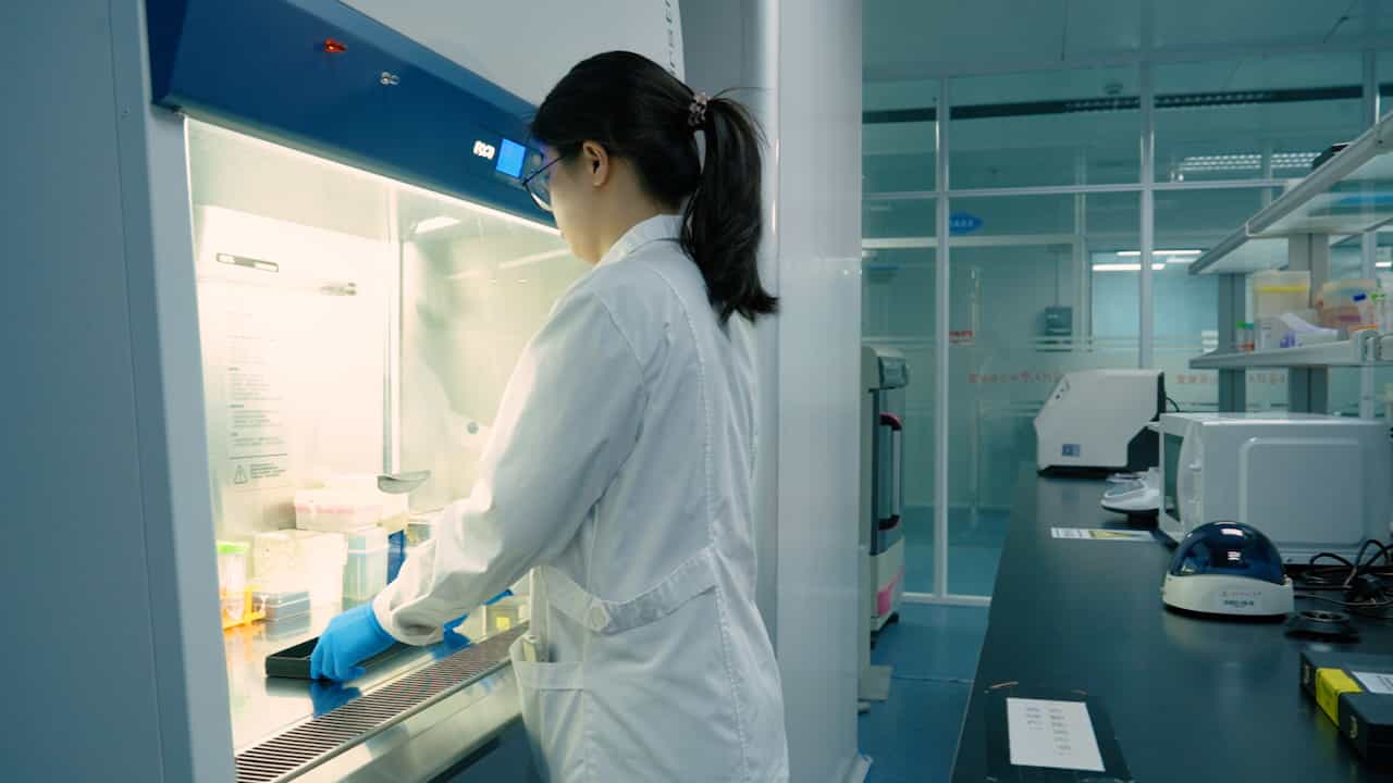 Laser Capture Microdissection of Paraformaldehyde-Fixed Mouse Liver Tissue for RNA Analysis