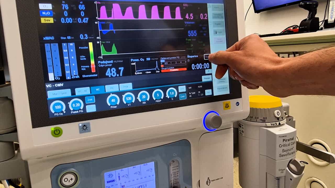 Hypercapnic Hyperventilation to Accelerate Emergence from Inhaled Volatile Anesthetics: A Practical Method Using Standard Hospital Equipment