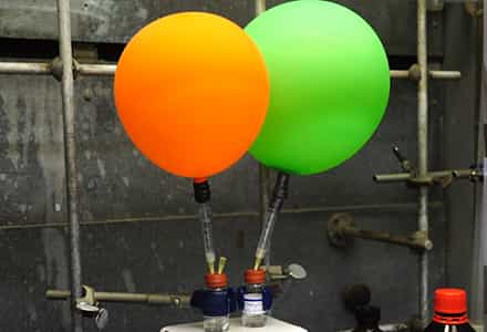 EPR Spectroscopy, Paramagnetic Molecule and Zeeman Effect