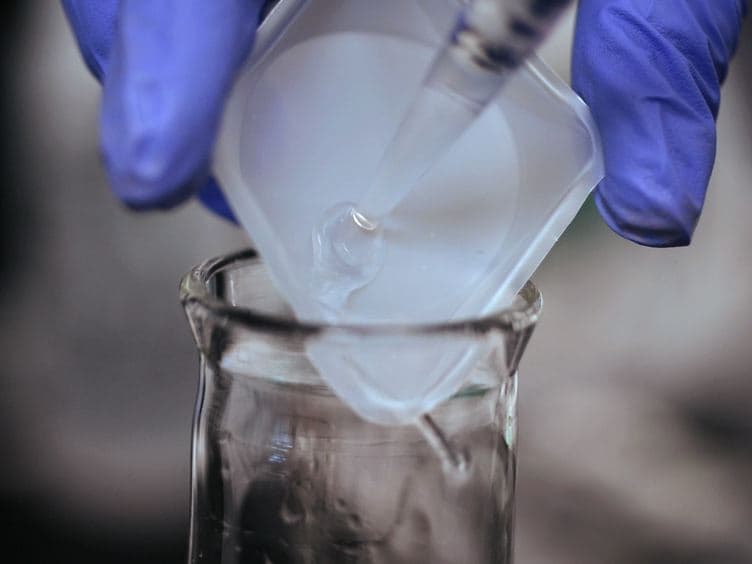A Microplate Assay to Assess Chemical Effects on RBL-2H3 Mast Cell Degranulation: Effects of Triclosan without Use of an Organic Solvent