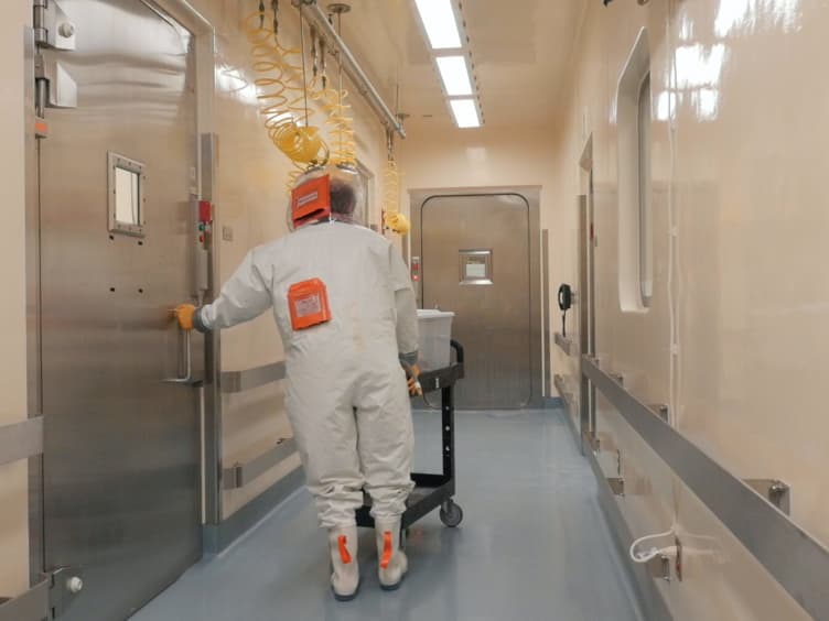 Safety Precautions and Operating Procedures in an (A)BSL-4 Laboratory: 3. Aerobiology