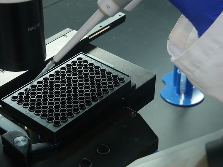 <em>In Vitro</em> Colony Assays for Characterizing Tri-potent Progenitor Cells Isolated from the Adult Murine Pancreas