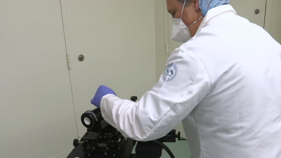 Ultrahigh Resolution Mouse Optical Coherence Tomography to Aid Intraocular Injection in Retinal Gene Therapy Research