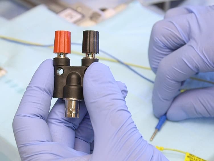 In Vivo Evaluation of the Mechanical and Viscoelastic Properties of the Rat Tongue